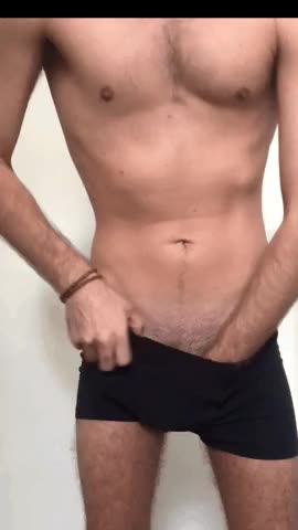 [28 bi] Skinny guy with something to show off