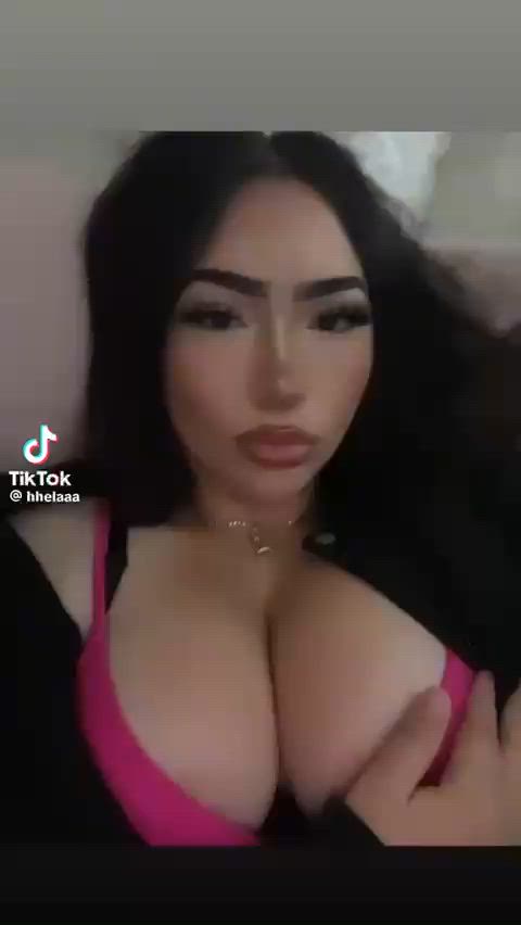 @444.Hela (IG) Insane Latina tits