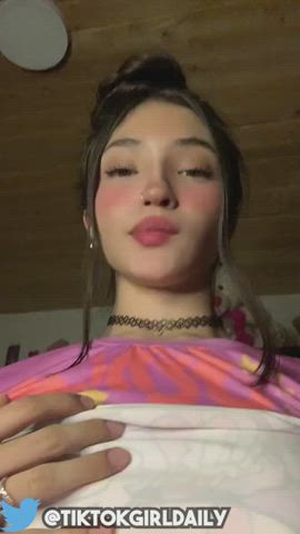 18 years old amateur cute dancing onlyfans petite teen tiktok gif