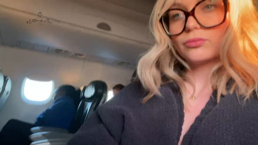 Your in flight entertainment ✈️[GIF]