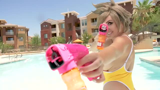 Nigri Tracer Pool Party