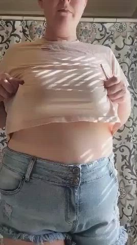 Big boob drop 🥰🥰🥰