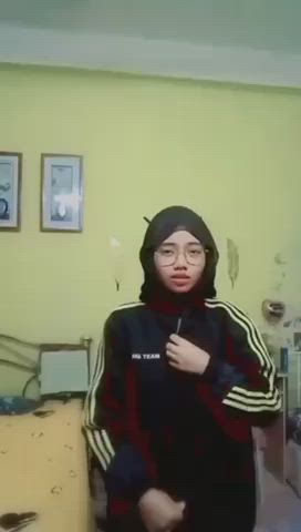 big tits hijab malaysian muslim gif