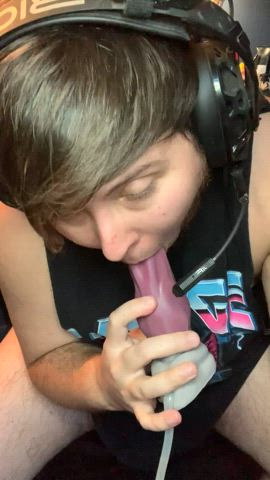 bad dragon blowjob breeding ftm gay monster cock onlyfans oral tease toy gif