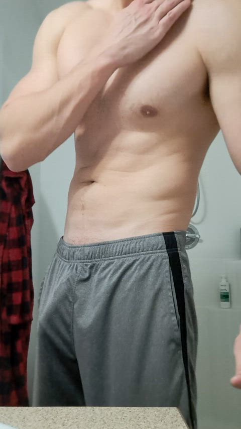 Post workout ;) 37, clean and cut Daddy dom