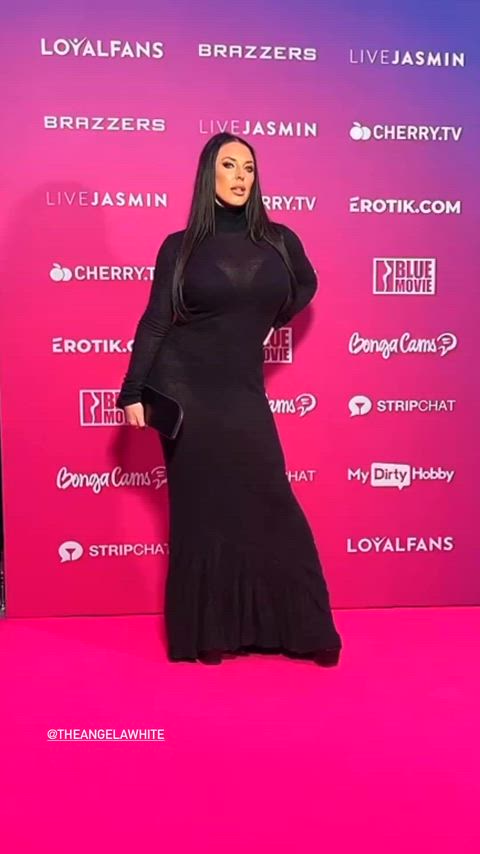 Looking elegant on the pink carpet