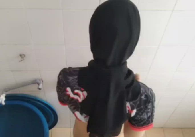 amateur blowjob dildo hijab homemade malaysian gif