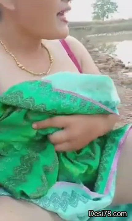 SLUTTY ASSAME BHABHI SHOWING HER HUGE MILKY BOOBS [MUST WATCH] [LINK IN COMMENT]