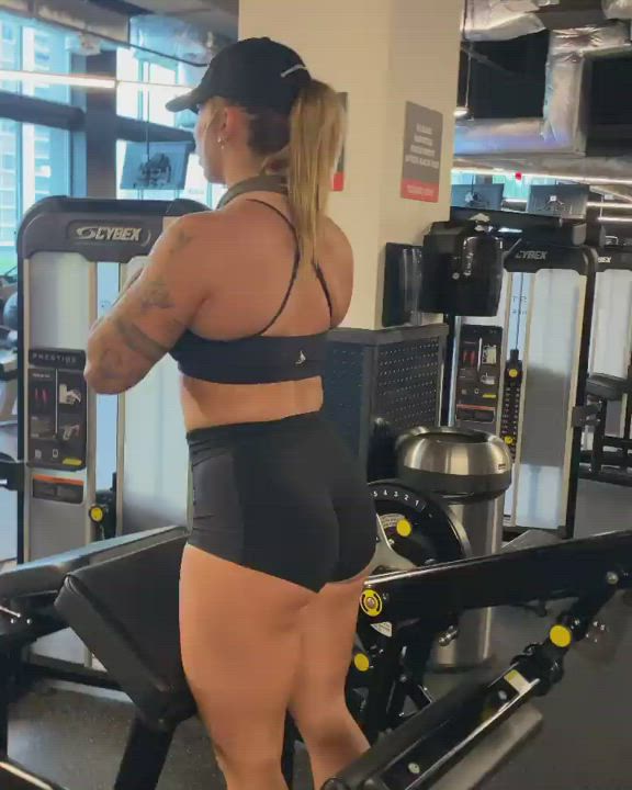 Fitness Gym Muscular Girl Tanned gif