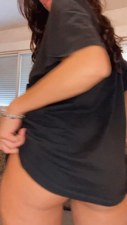 What do you think about my 40yo ass? Is it fuckable?
