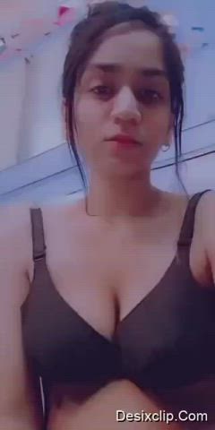 Amateur College Cute Flashing Indian Schoolgirl Smile Teen Tits gif