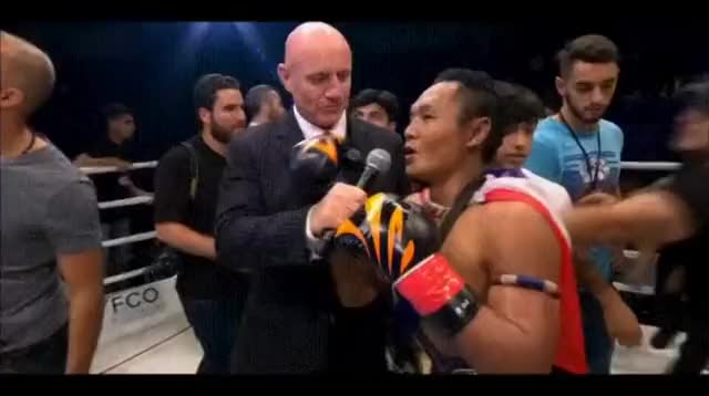 Saenchai Video Bomb (GLORY)