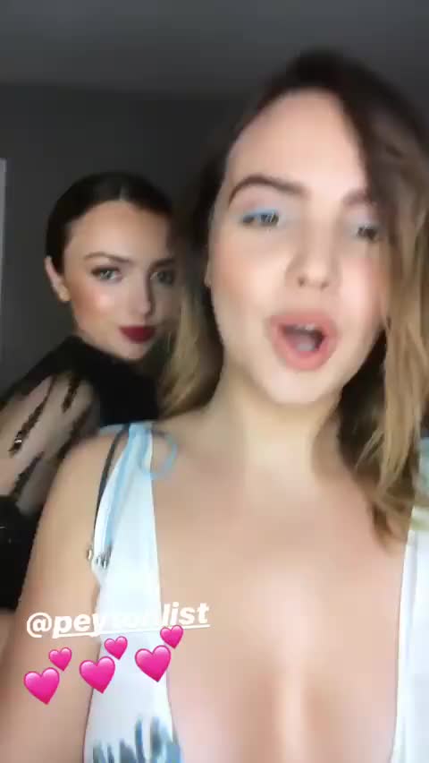 Peyton List &amp; Bailee Madison