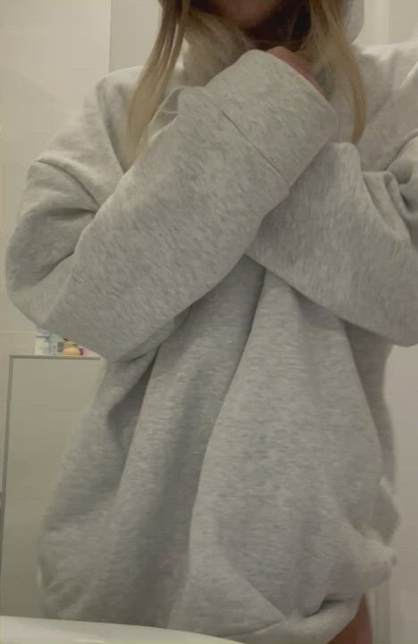 Do you want me to bend over for you,daddy?