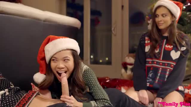 The Night Before Xxxmas - FULL VIDEO The Night Before Xxxmas - FULL VIDEO http://hotlesbian.xyz/lesbian/the-night-before-xxxmas/