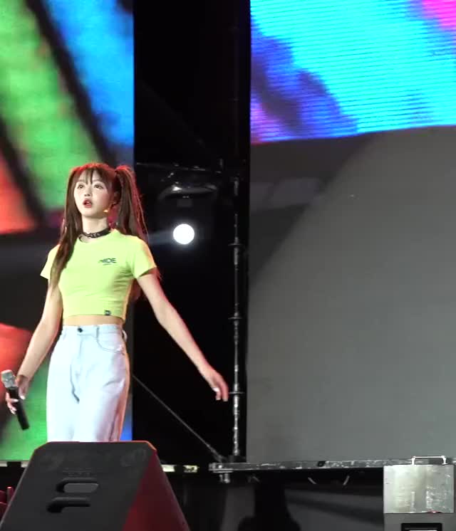 dorky yooa doll singing along