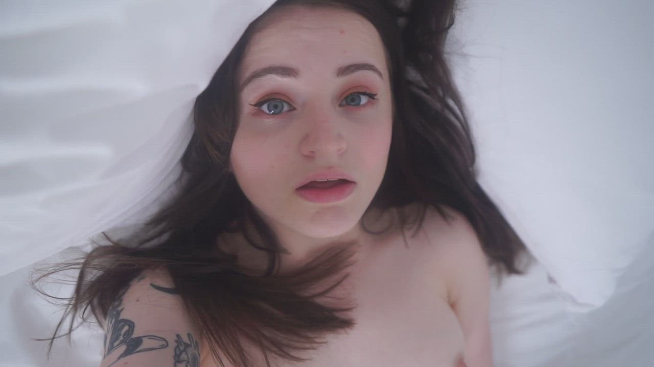 I'm looking a bit too pale here, perhaps you could help me work up a flush?