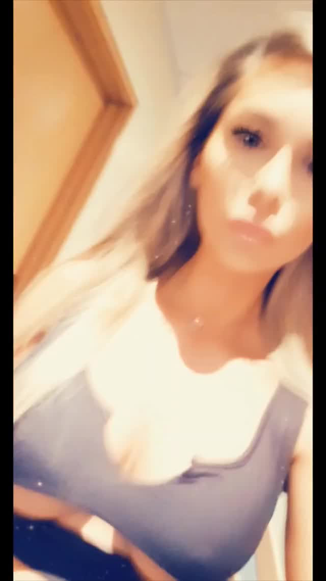 I love going out and about in this top, everyone looks at my underboob [GIF]