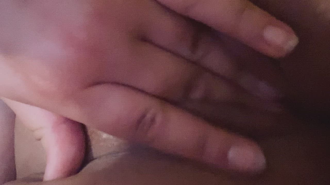 You like the sound my 🐱 makes when it’s wet?