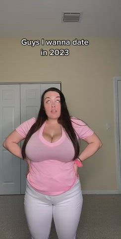 big tits bouncing tits cleavage huge tits natural tits tiktok gif