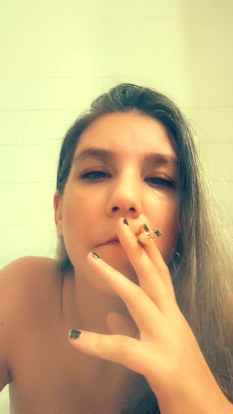 bathtub brunette fetish smoking valerierayne13 smoking-fetish gif