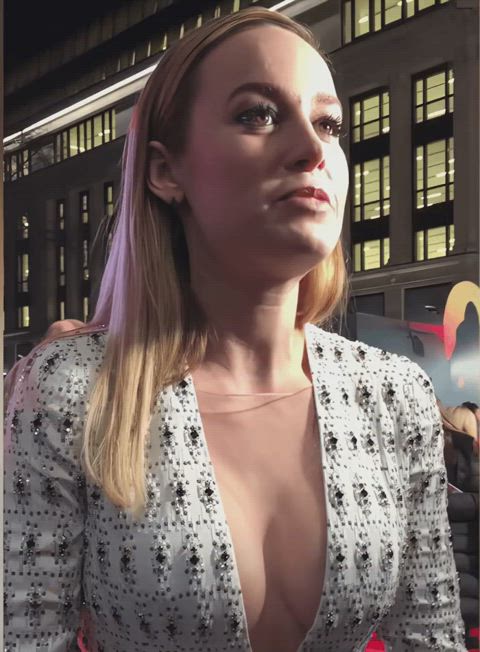 brie larson celebrity cleavage gif