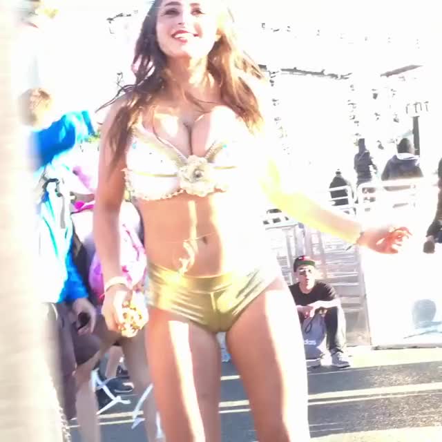  gif