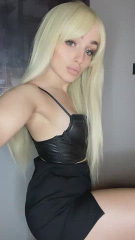 fucking with someone would be perfect right now ,so are you free?🥰