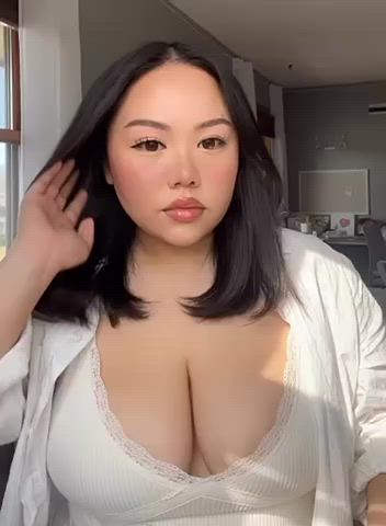 how does the hair look?