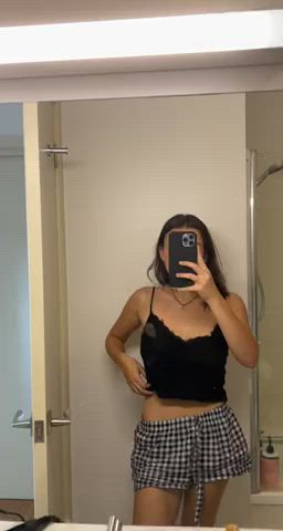 Did it surprise you when I lifted my shirt? 🤭