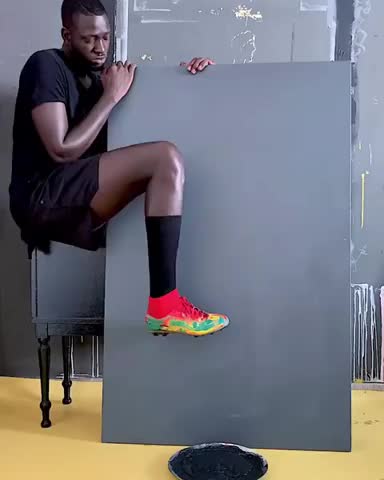 Neymar aptly painted with boots