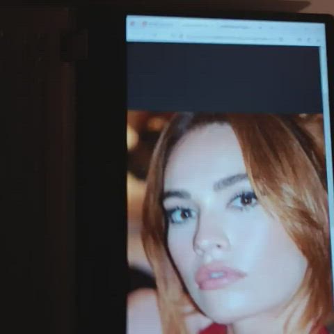 Lily James cumtrib so cute