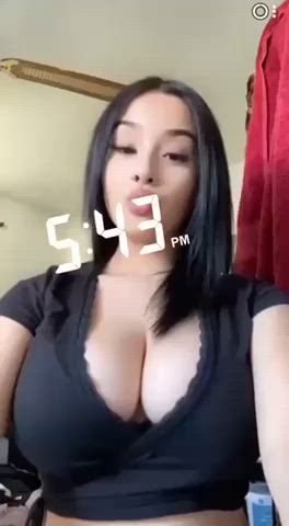 amateur ass big tits latina natural tits solo teen thick tiktok tits gif