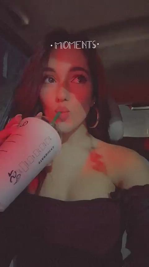 Evaa in Car