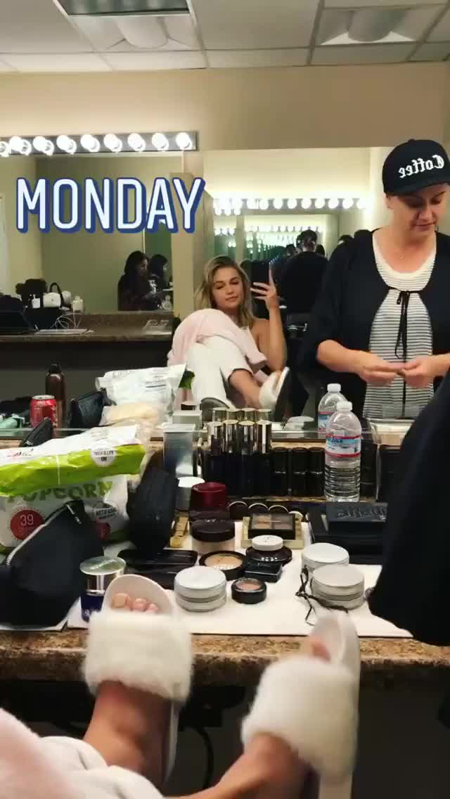 Olivia Holt gif
