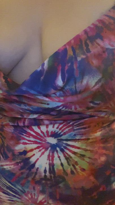 Do you like my new dress?