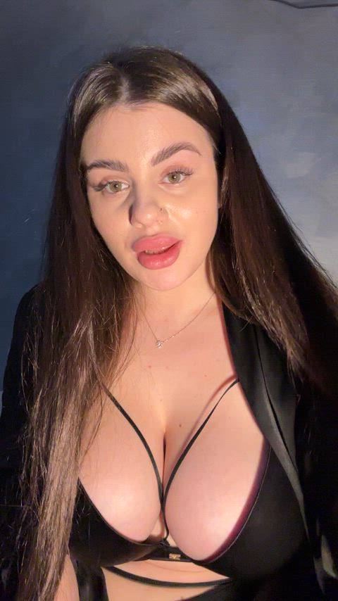 18 years old big tits cute onlyfans sissy tiktok tits just-boobs legal-teens thick-booty