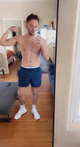 amateur muscles worship gif