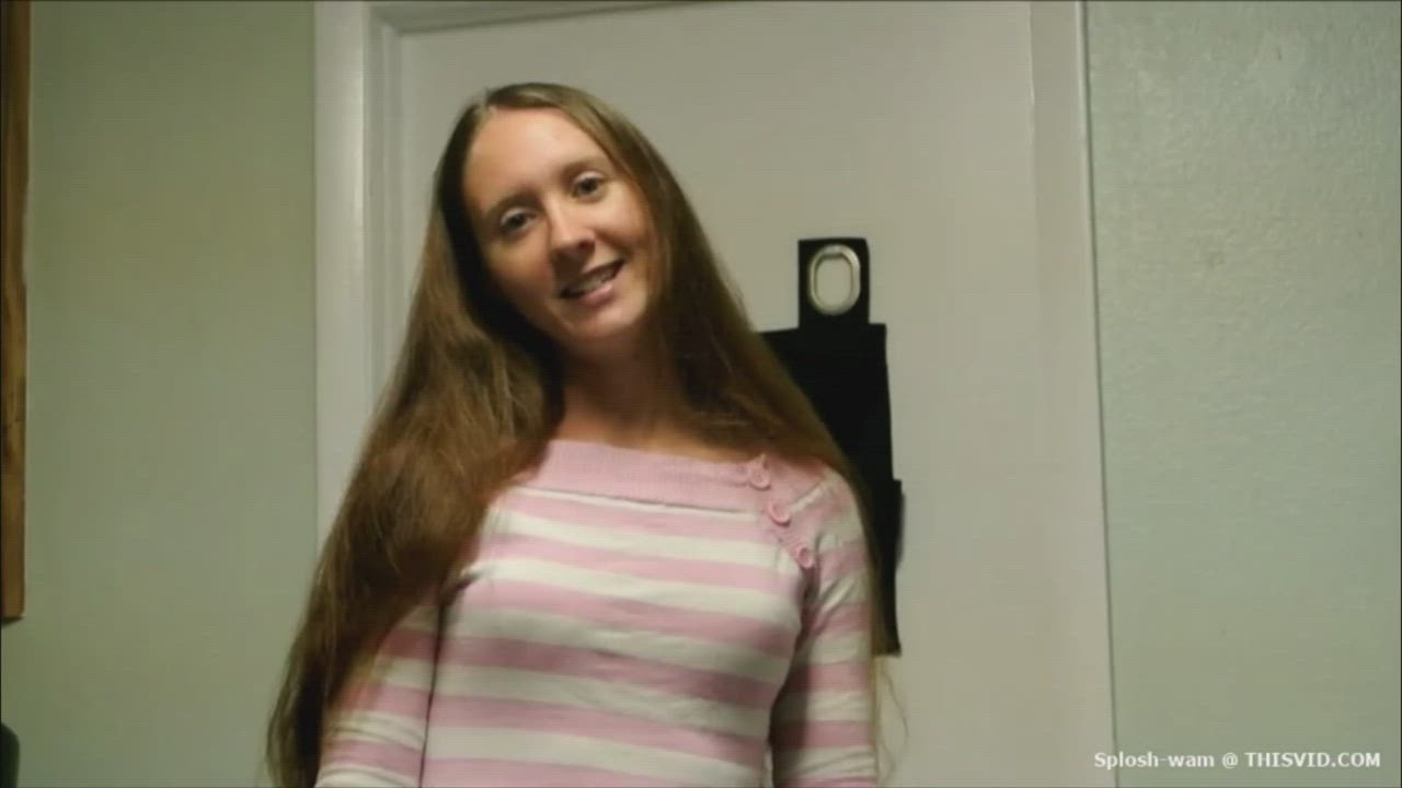 She lost a bet with her boyfriend (audio on!)