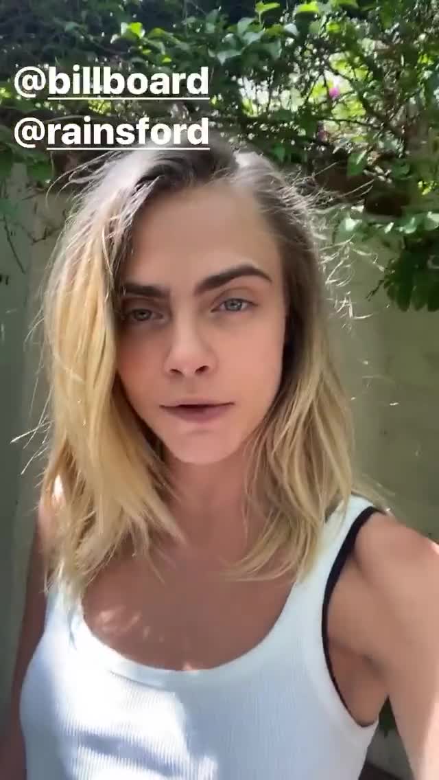 Cara Delevingne gif