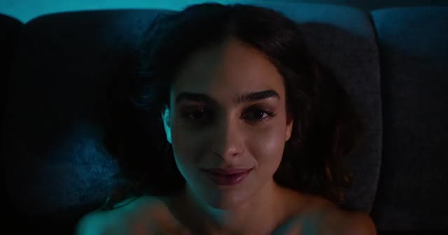 Melissa Barrera, etc - Vida (2019) s02e01 thefappeningblog.com