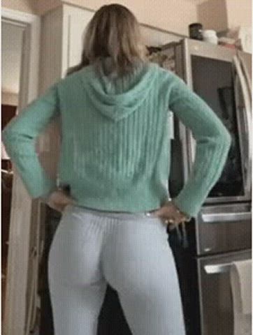 ass booty jiggling gif