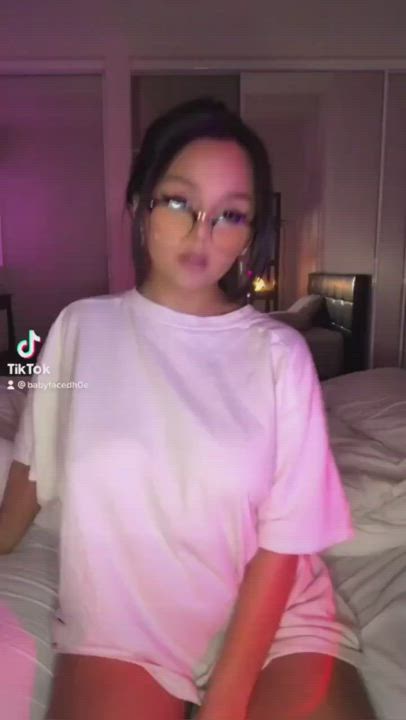 Do you like me with or without clothes