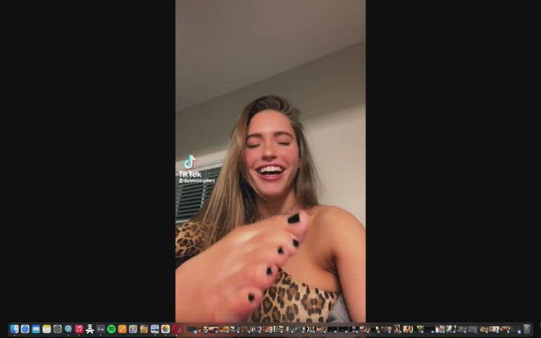 Feet Foot Fetish Teen gif