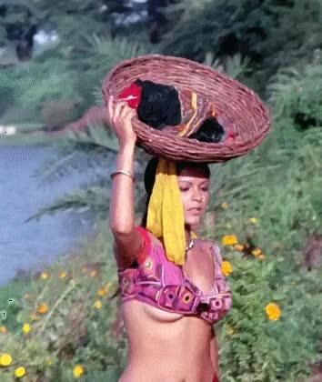 zeenat 9